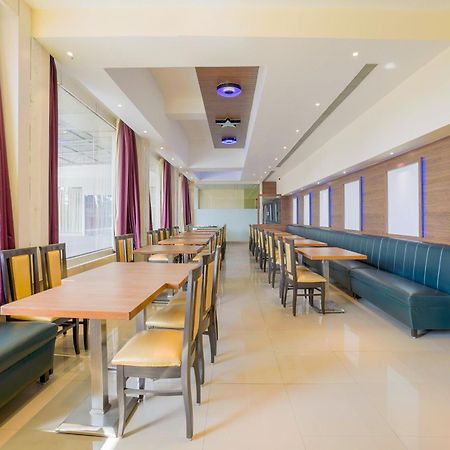 Hotel Krone A Family Hotel Near Igi Airport Delhi Nuova Delhi Esterno foto