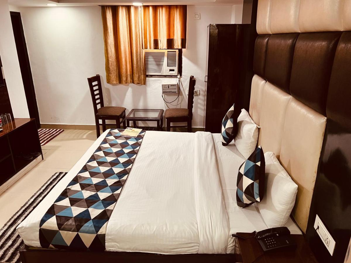 Hotel Krone A Family Hotel Near Igi Airport Delhi Nuova Delhi Esterno foto