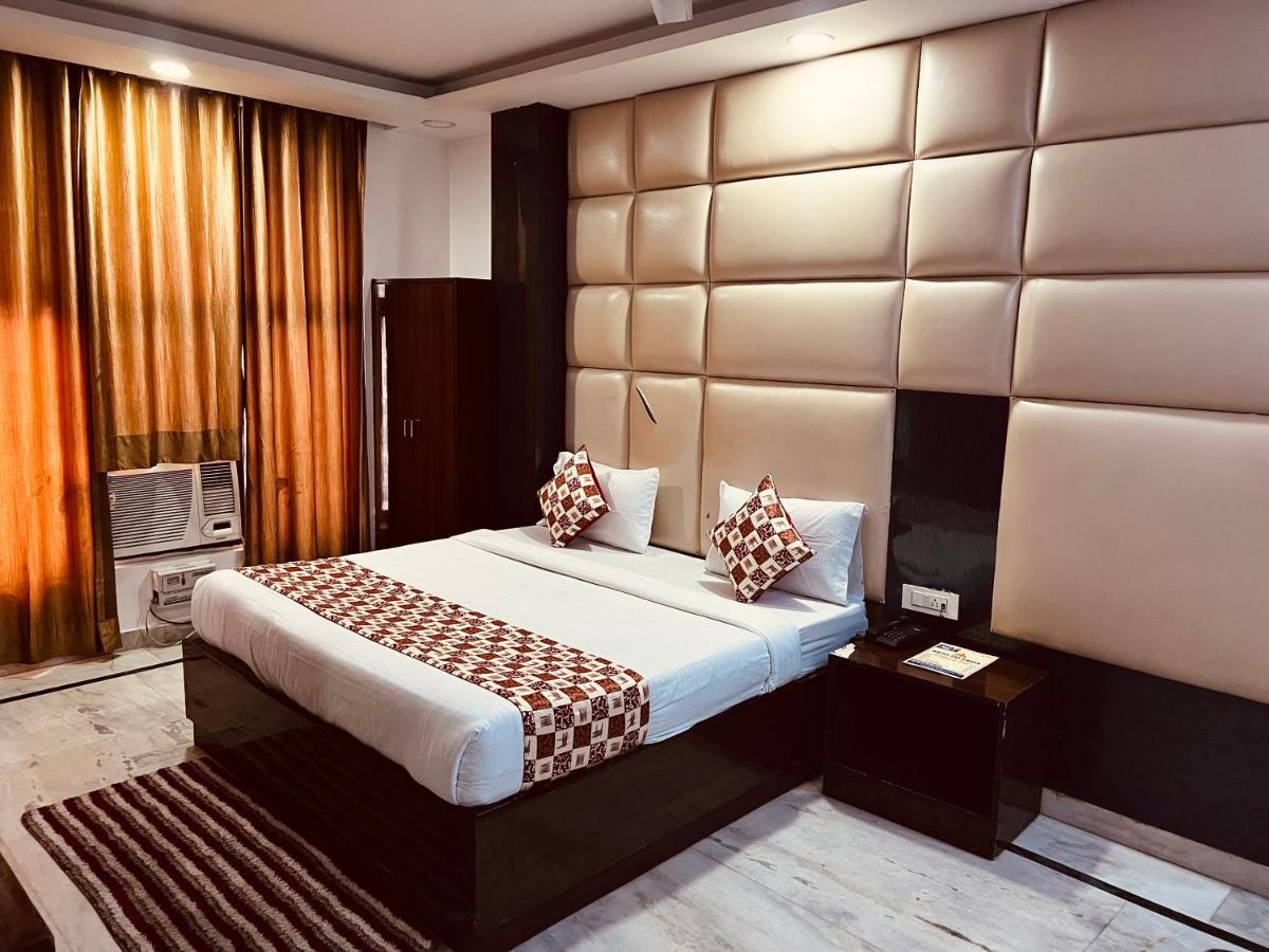 Hotel Krone A Family Hotel Near Igi Airport Delhi Nuova Delhi Esterno foto